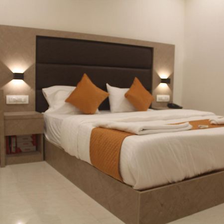 Hotel Metro Inn Mumbai Ngoại thất bức ảnh