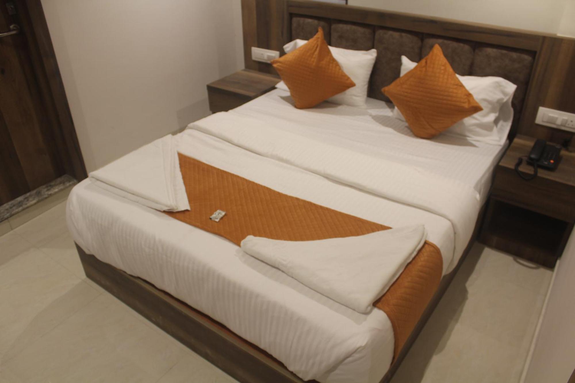 Hotel Metro Inn Mumbai Ngoại thất bức ảnh