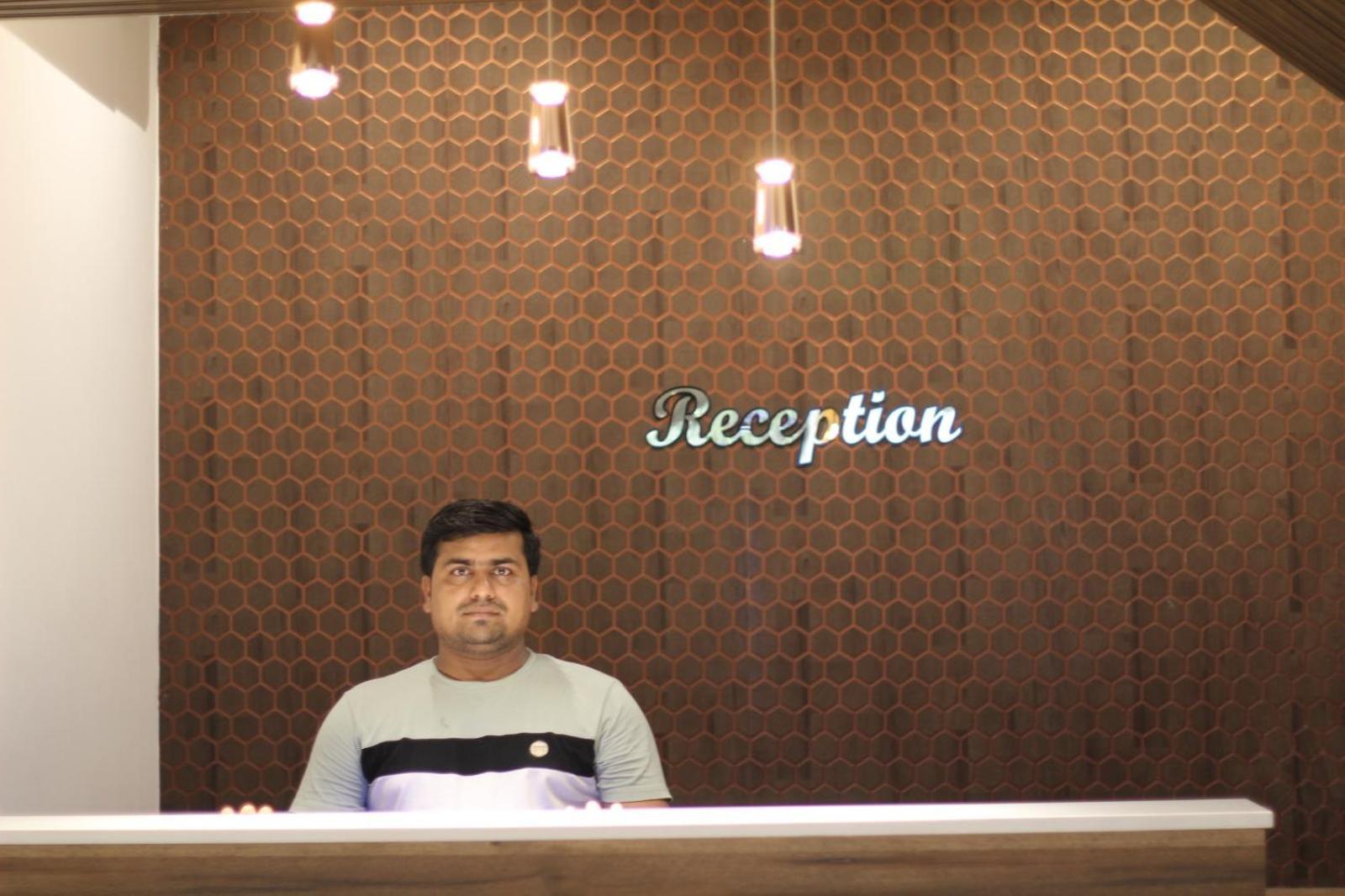 Hotel Metro Inn Mumbai Ngoại thất bức ảnh